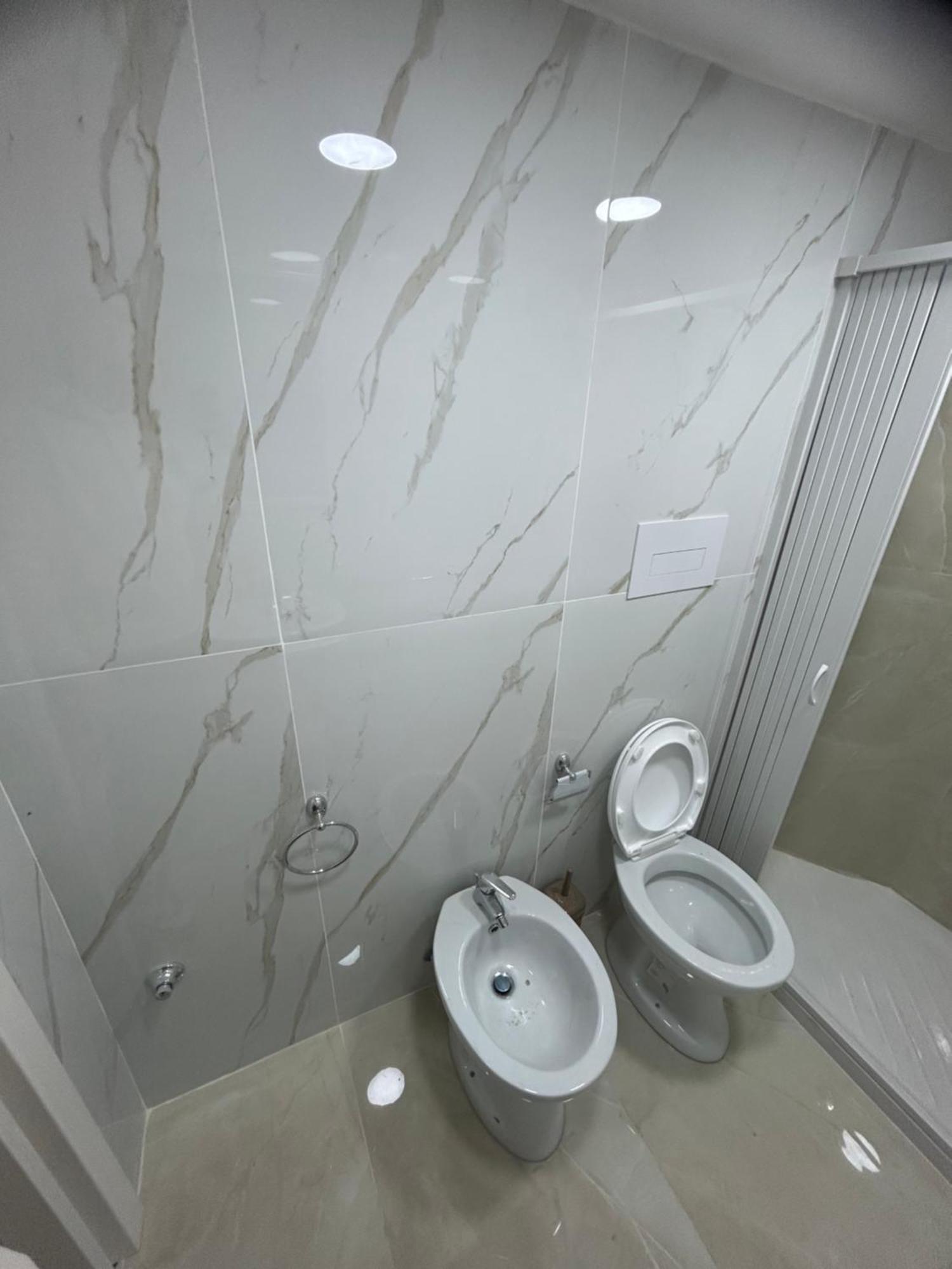 Luxury Rooms Carbonara 95 نابولي المظهر الخارجي الصورة